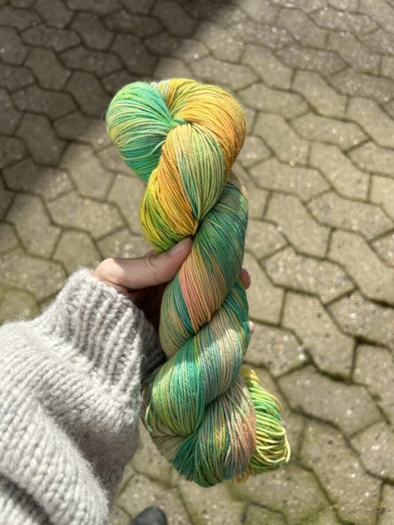 Håndfarvet Merino Garn - Holi Holi